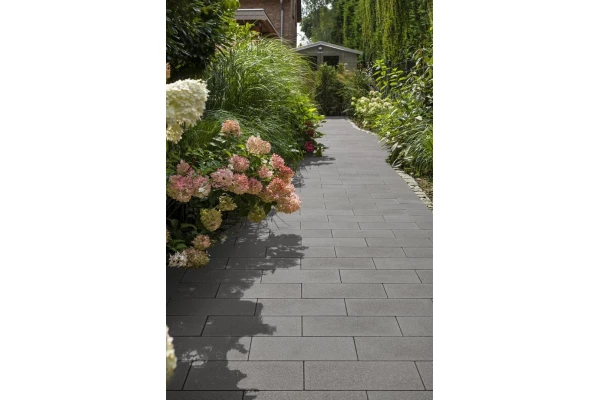 KANN Pavé Zena granit gris 20x20x14 pavé de rive
