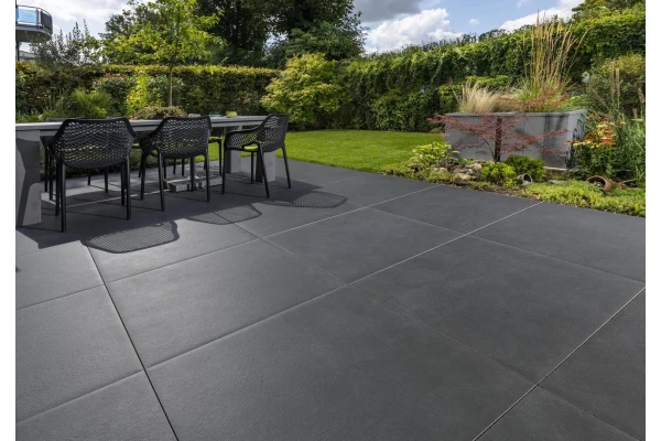 KANN Dalle Rion Anthracite ciment 80x80x5cm BETONPLUS