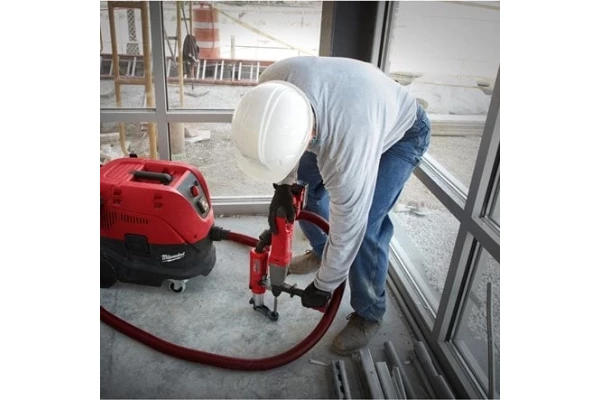 Aspirateur de chantier Milwaukee 30L - décolmatage automatique - 250mbars