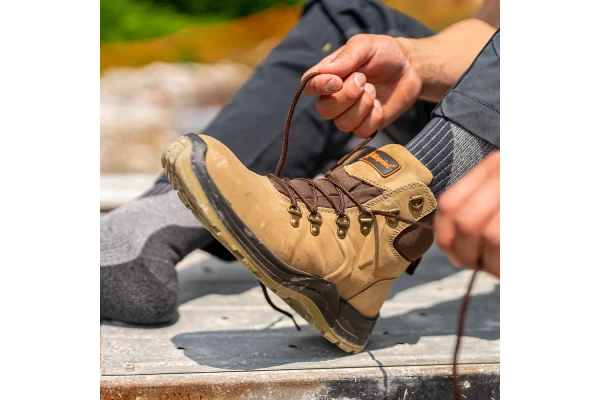 Chaussure montante MONTREAL T-40   (stocké Catenne + Wolff)