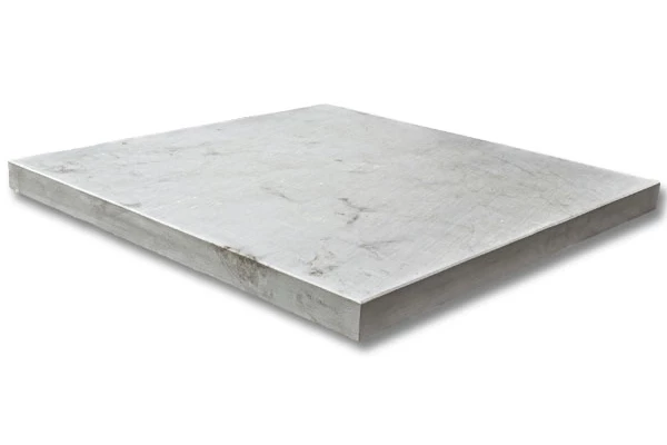 Cubik - Marche suspendue grès gris des indes 120x120x8 dessus naturel et brosse