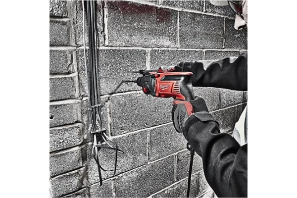 Perforateur Burineur Sds+ Milwaukee 2,4J 800W PH26TX + Mandrin autoserrant ** PRIX PROMO **